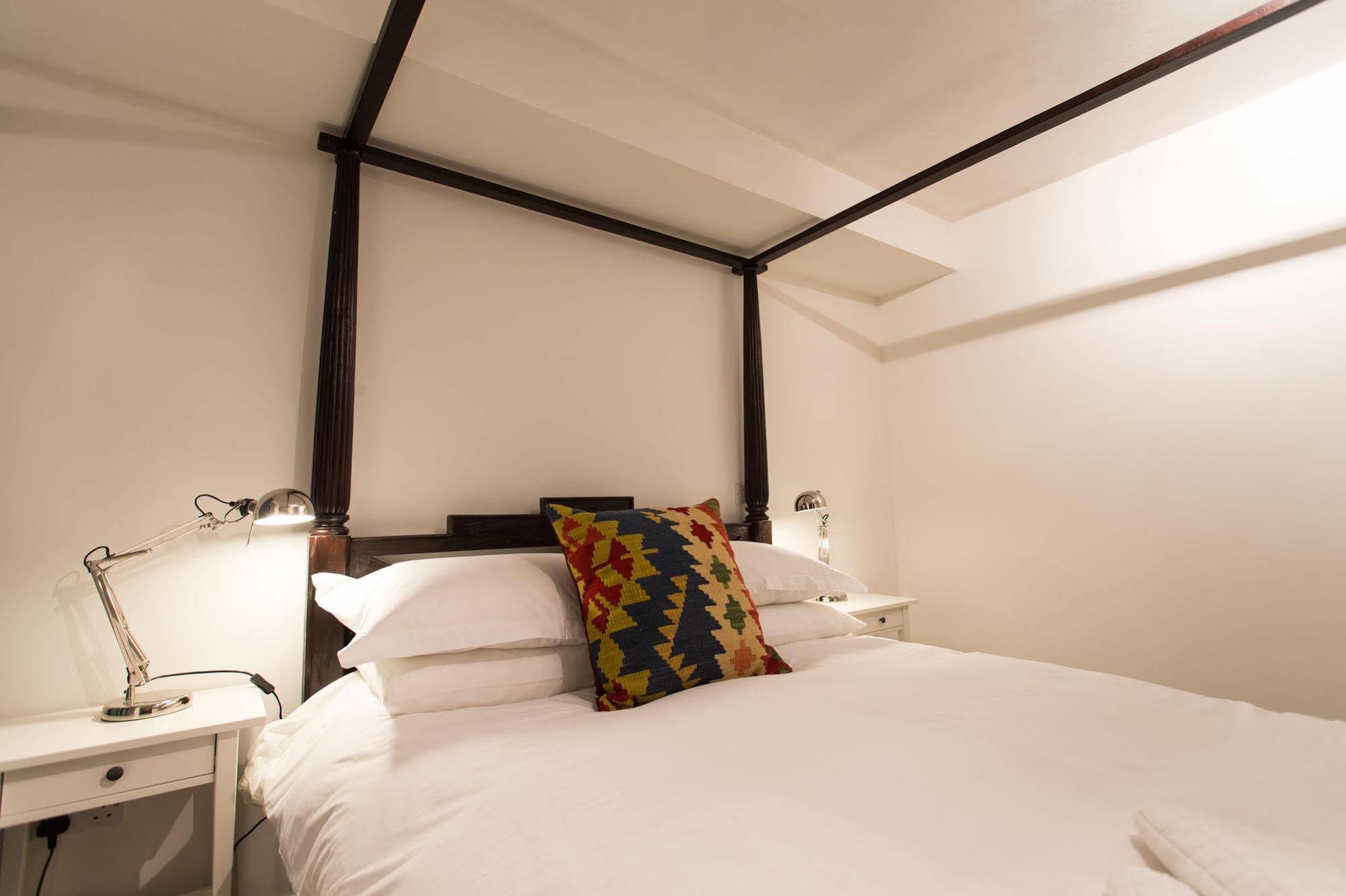 The Holford Arms 3* Tetbury